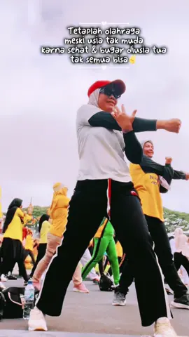 Umur boleh tua… Tp semangat berolahraga nggak kalah doonk sm anak remaja 😎. #stmj #balaikotamalang  #malangmbois 