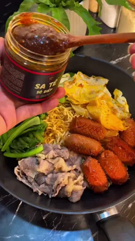 Trộn mì với cái satế này thì siêu ngon luôn nhe mí bà#xuhuong #mitron #mitronsate #satesodiep #@bepnhangan94