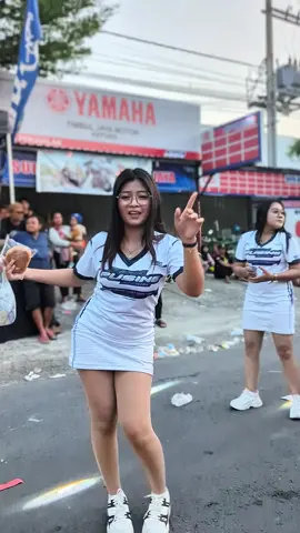 Enjoyyy kalem tapi pasti Kunjungi Jersey murah  #Niqsaemanajemen  #niqsaeproject  #niqsaeofficial  #dancercantik  #dancerkarnaval 