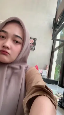 Keliatan kan kalo ga pake efek gimana wkwk