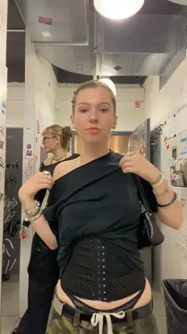 ate that up @nxna 🚩  #fitcheck #outfitinspo #fashion #viral #fyp 