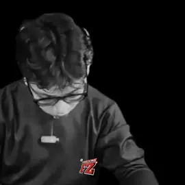 SeMBaNG GiLa b.a.b.i 🙃 #tiktok #foryoupage  #freezon3e #trending  #fypviralシ  video kredit  SEMUA PEMILIK VIDEO YANG TERLIBAT  seKiaN..✌️