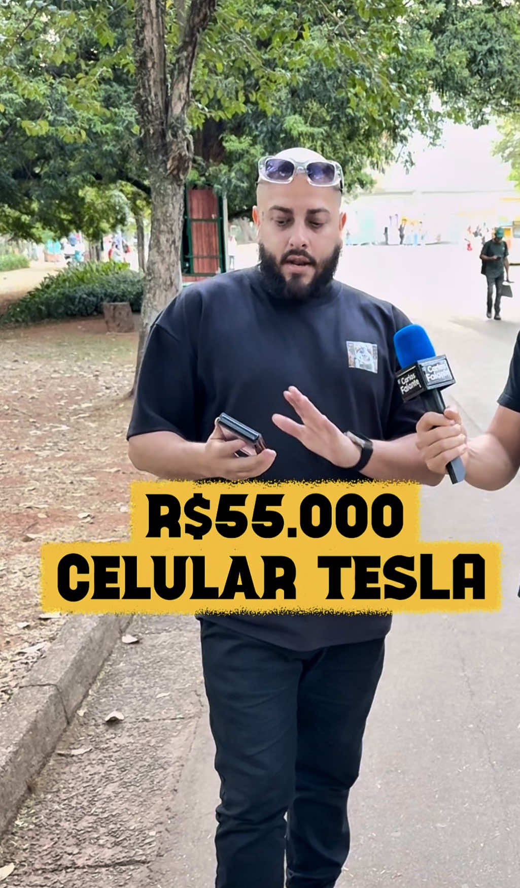 iPhone, sonho de consumo ou ilusão, cara?#celular #iphone #tesla #entrevista #iphone17 