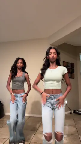 obsessed with this dance!!! dc: @Kyler F****** Irby #harrissiblings #fyp #tiktokdance #xyzbca #foryourpage 