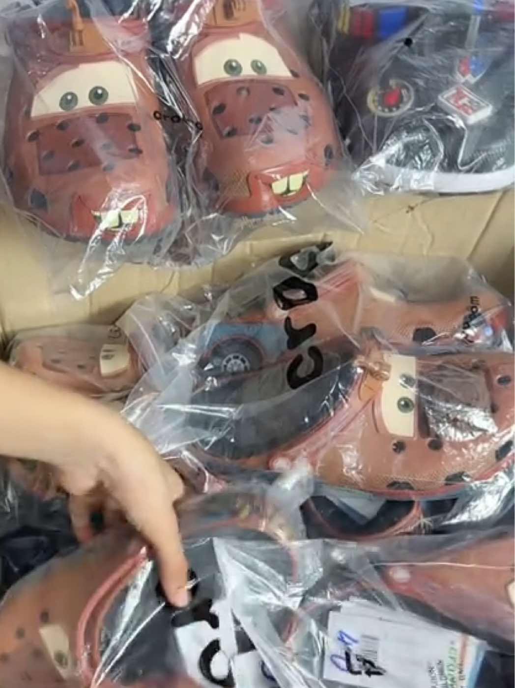 Hàng nóng về bù 4xx #leminhhungstore #leminhhung #crocs 