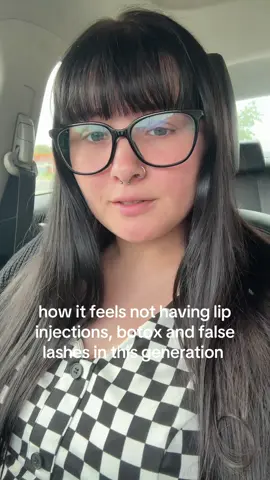 a struggle not to compare yourself to those girlies too🥲 