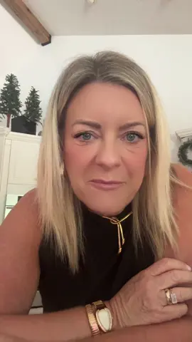 Let’s talk crap do you have a Housekeeper? Do you love it? Do you hate it? Do you clean your own home? How do you stay on track if you do your own home cleaning #Housekeeper #Housecleaning #CleanWithMe #VentWithMe #FYP 