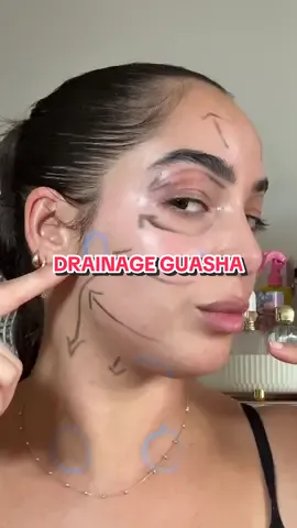 Si ta tête c’est ça 🐡 !  #drainagelymphatique #visagegonfle #guashatutorial #guasha #visagefin 