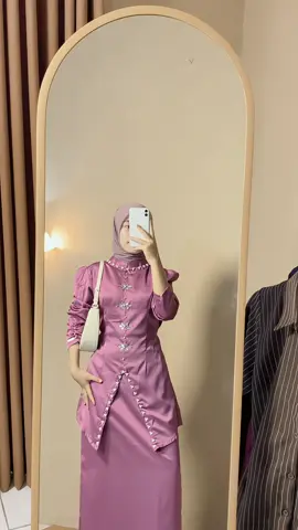 One set kondangan cakep pol🤪💗 #kondanganoutfit #kondangan 