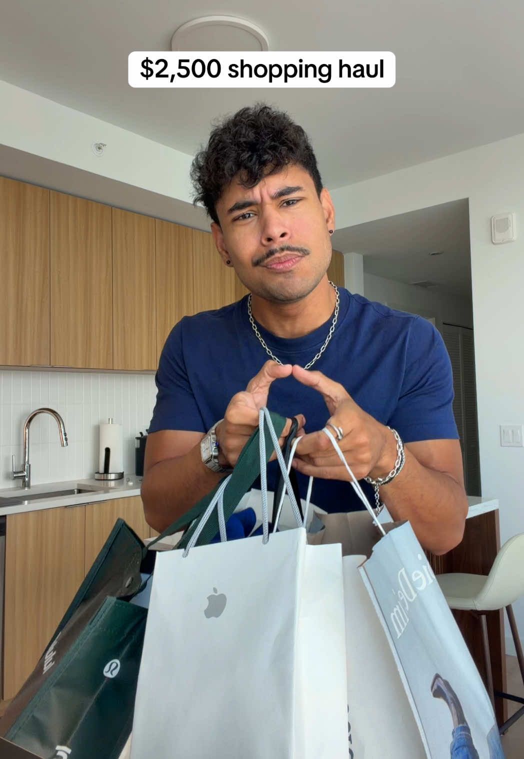 Lemme show y’all what I bought this weekend #shoppinghaul #mensfashion #Tech #iphone17 #haul 