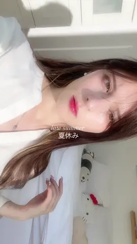 it’s my first time being a little bit excited about fall. i’m looking forward to wearing cute and cozy scarfs and jackets and enjoying my daily life while drinking lots of milktea and tea with my loved ones 🍎 #aesthetic #fyp #xhsmakeup #newjeans #ghibli 