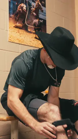 LOCKER ROOM VIBES  . . #ultimatebullfighters #calmbeforethestrom 