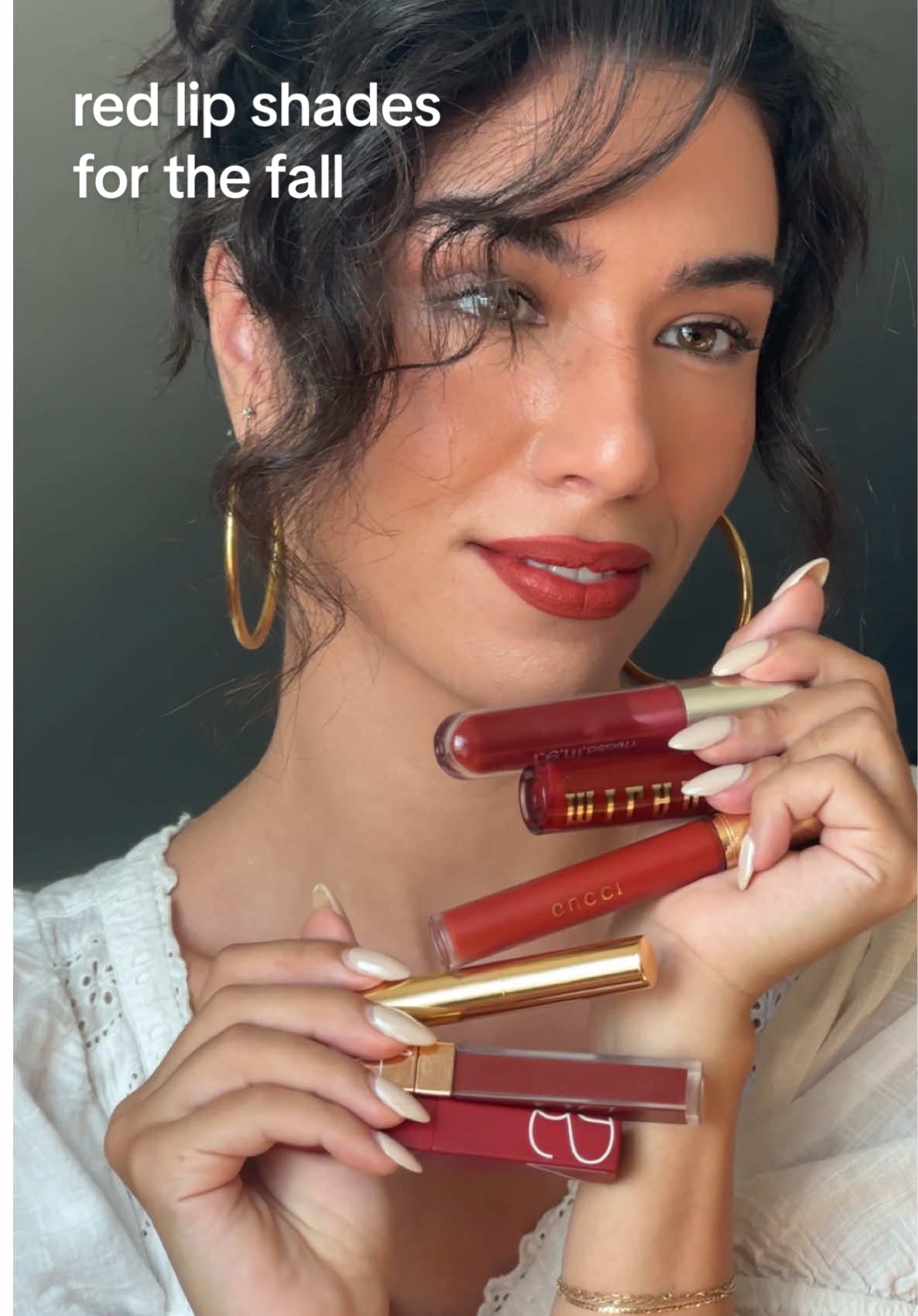the red lip shades in my fall rotation ♥️ @Milani Cosmetics blackberry agave lip oil  @r.e.m. beauty cherry cola lip gloss  @NARS Cosmetics aragon lip gloss  @Hourglass Cosmetics haze phantom glossy balm  nars mogador powermatte lipstick  @Gucci janet rust liquid lipstick  #fallmakeup #redlipshades #falllipshades 