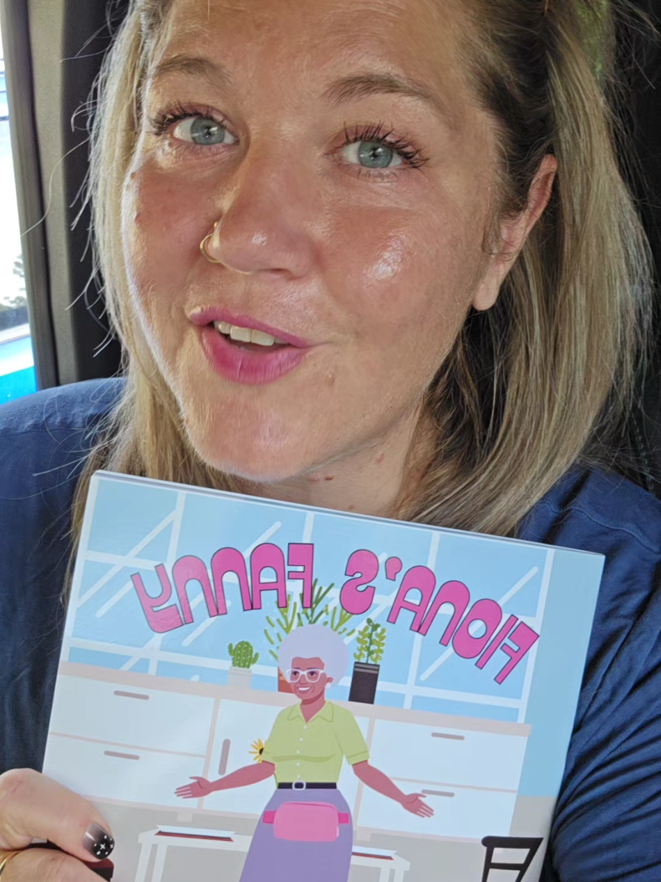 We love you, @Jen Jenivive 😂 #storytime #notachildrensbook 