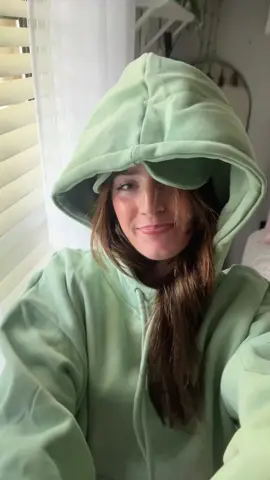 This hoodie is so soft!! 💚💚@ATTRACOOfficial #airplanemode #airplanemodehoodie #hoodie 