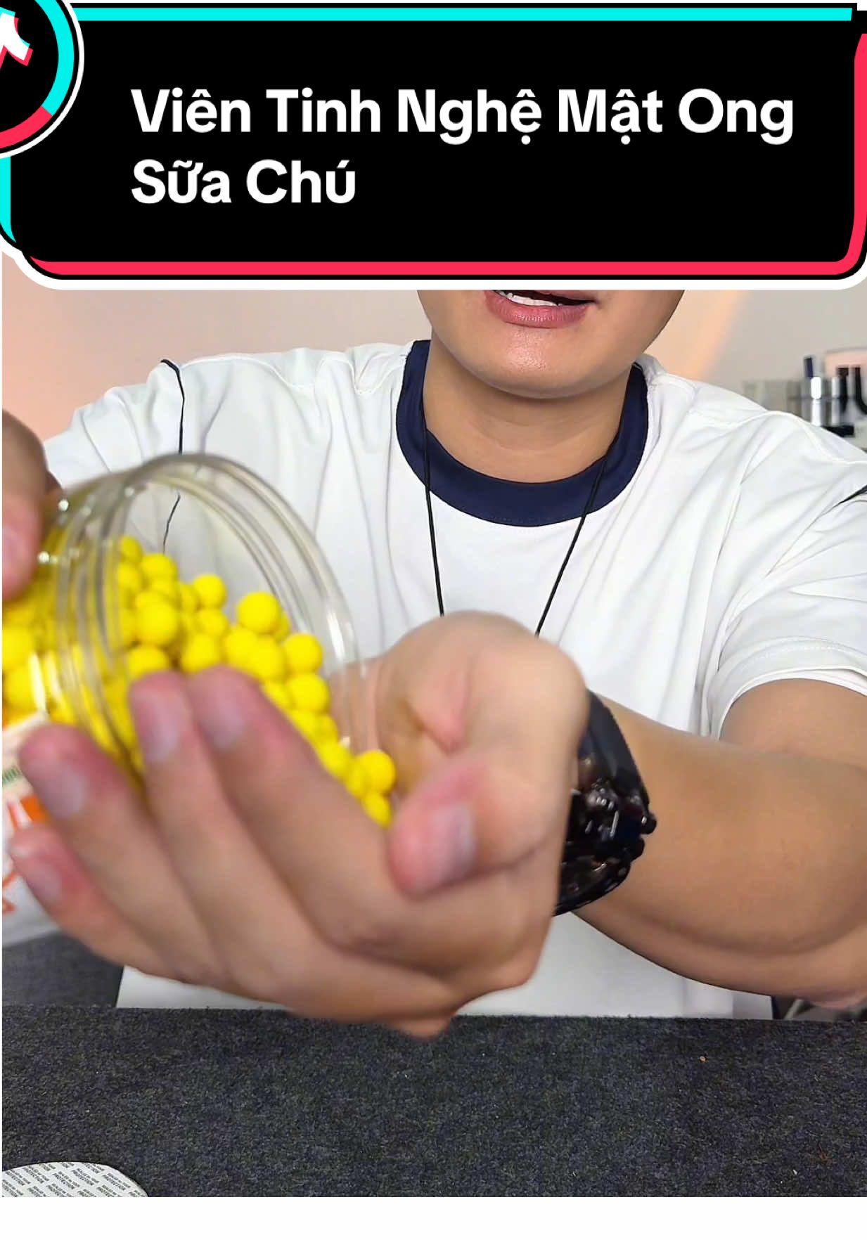 Vị ngọt nhẹ hơi ngậy sữa ong chúa và rất thơm nên uống hoặc nhai đều được #suaongchua #tinhbotnghe #chamsocsuckhoechudong #fyp 