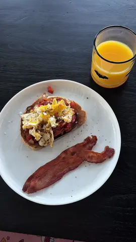 The fastest and easiest breakfast meal prep I eat for days in a row lol #recipeideas 