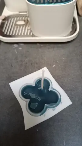 Le stock reviens pour tout les petites merveille a la rose mais cette fois-ci d'une autres couleur bleu vous aimez ? #fondantparfumé #bougie #pourtoi #manon.candle.studio #création 