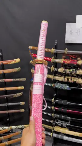Yêu màu hồng #katana #viraltiktok #xuhong 