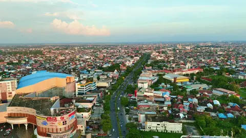 Tinggiin bang.... #drone #dji #djiflip #banjarmasin 