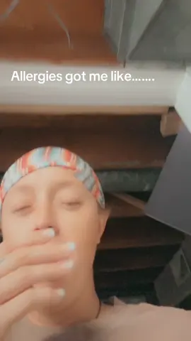 Season changing and they’re getting worse #happyfall #allergies #allergiesgotmelike #seasonchange 