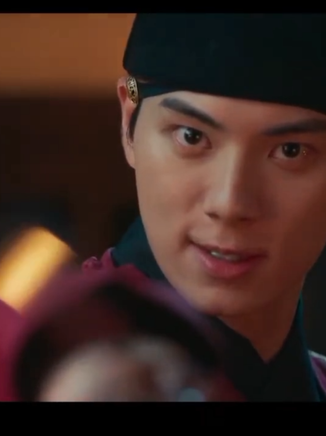 yang paling aku suka di menit ini marahnya dia gk ketolong aura rajan tiranya keluar😭❤#yoona #leechaemin #bonappetityourmajesty #drama #tvn 