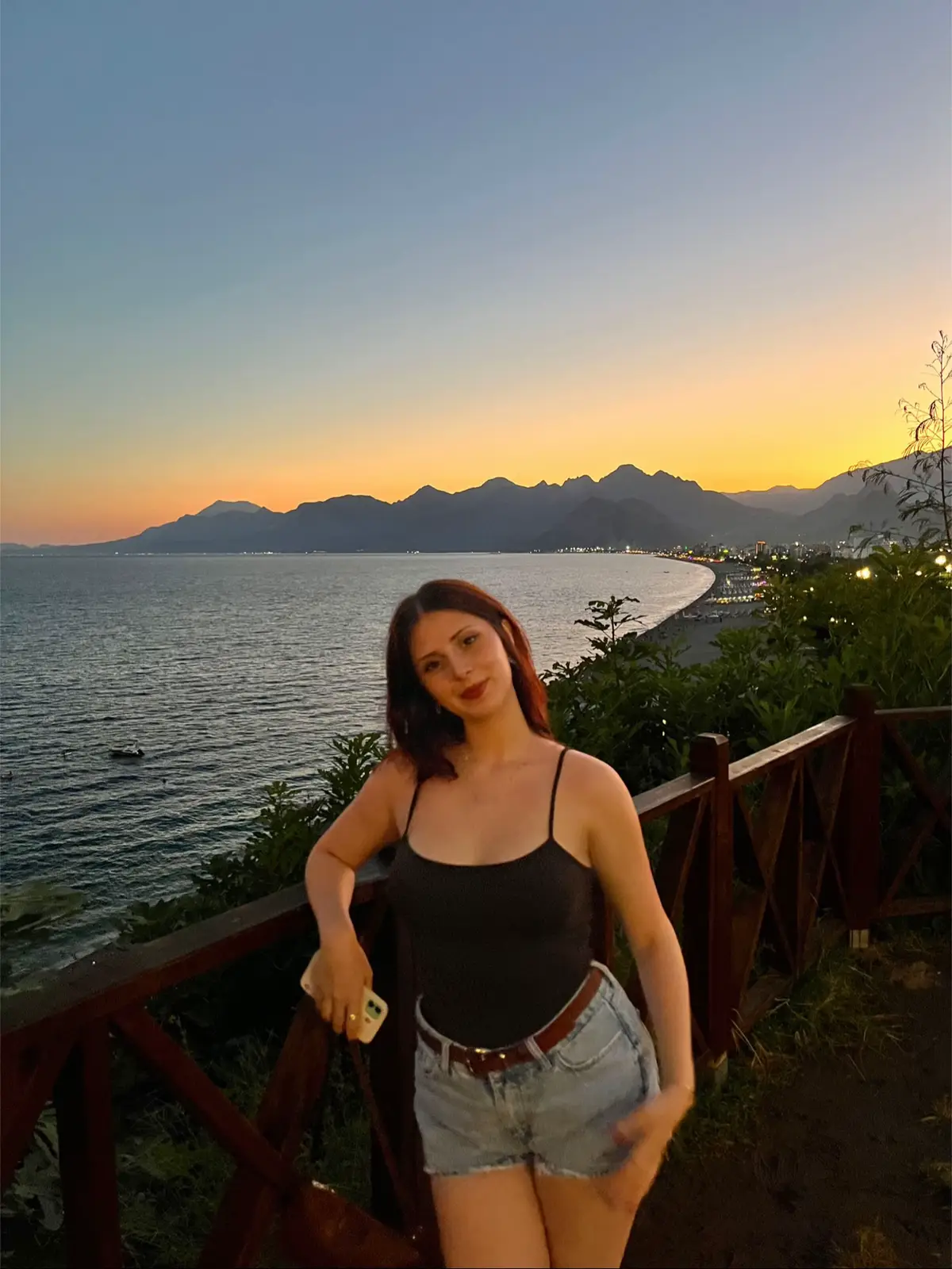 kucuk bir galeri turudur #fyppppppppppppppppppppppp #akdeniz #kesfett 