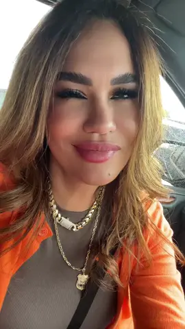 Yo ando en mi mundo sin molestar a nadie y aún así la gente se molesta 🥴💆🏼‍♀️ #fblifestyle #LIVEIncentiveProgram #LIVEwithlowfollowers #PaidPartnership 