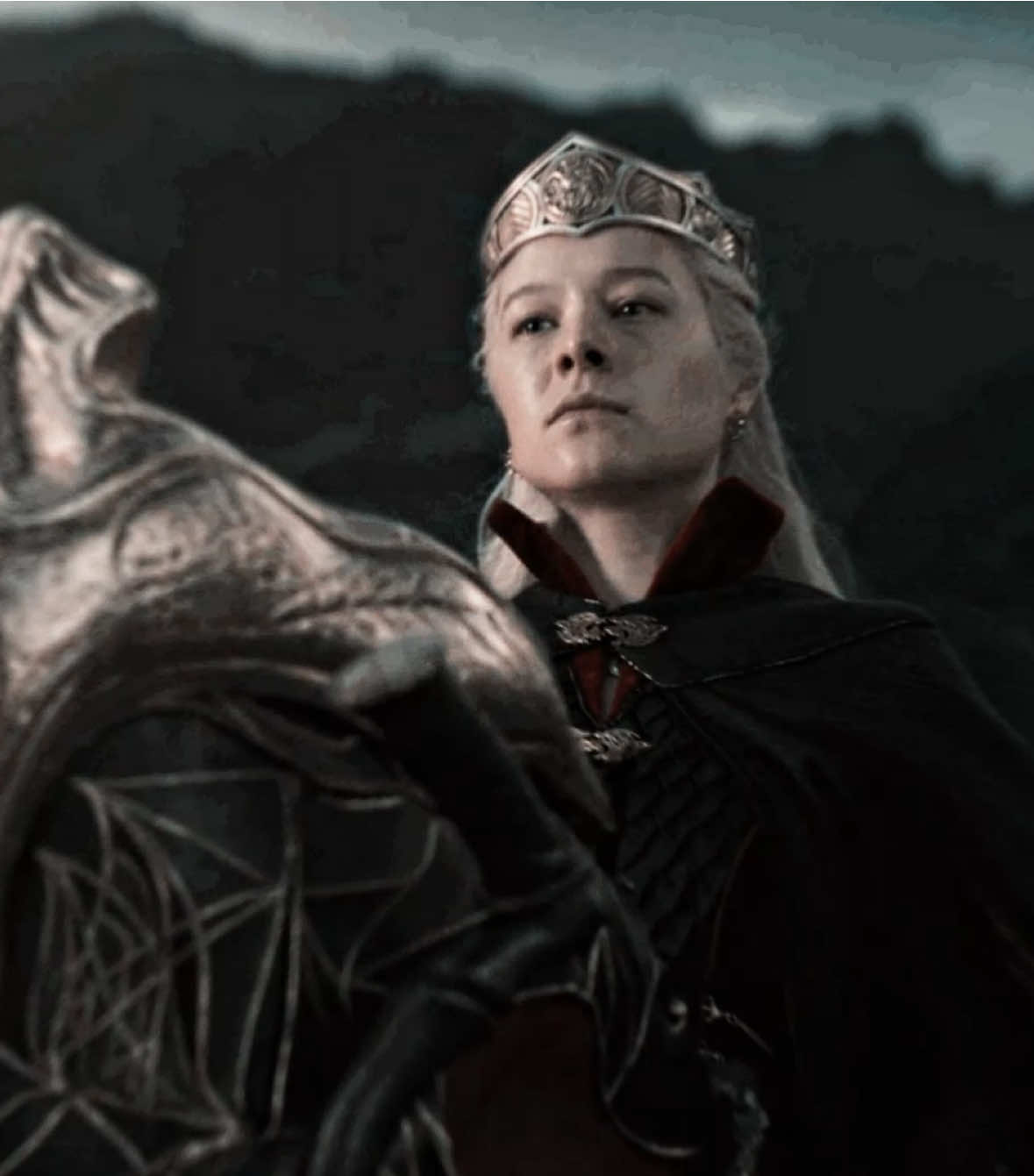 #TEAMBLACK and this is how the book ended btw 😁 (im delusional)  scp: mine and skywaik3rscenepacks cc: old valyria (mine, adjusted) #rhaenyratargaryen #asoiaf #fyp #edit 