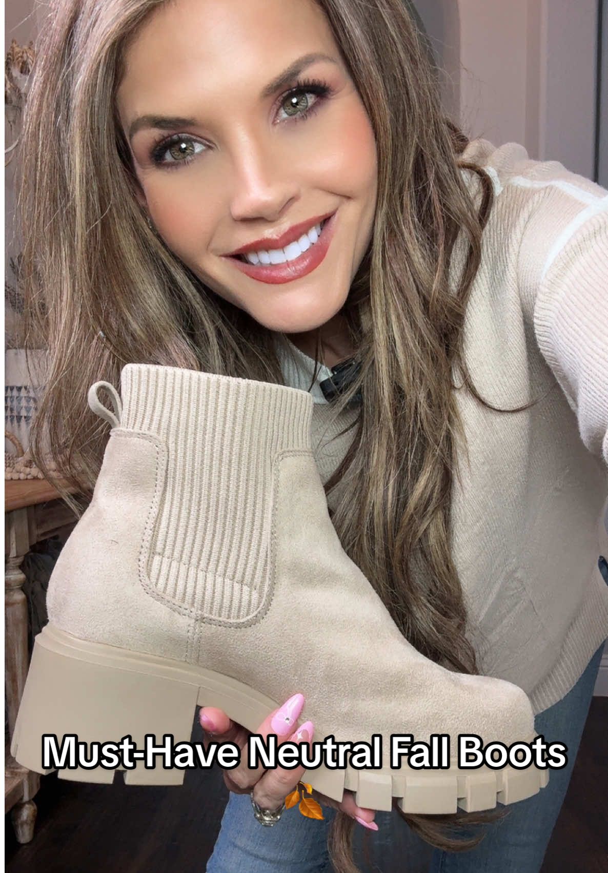 Neutral boots that go with literally everything 🍂✨ These chunky Chelsea booties are fall’s most versatile shoe. Dress them up, dress them down - they’ll never leave your feet. @FITORY #fallboots #chelseaboots #fallfashion #tiktokmademebuyit #neutralstyle 