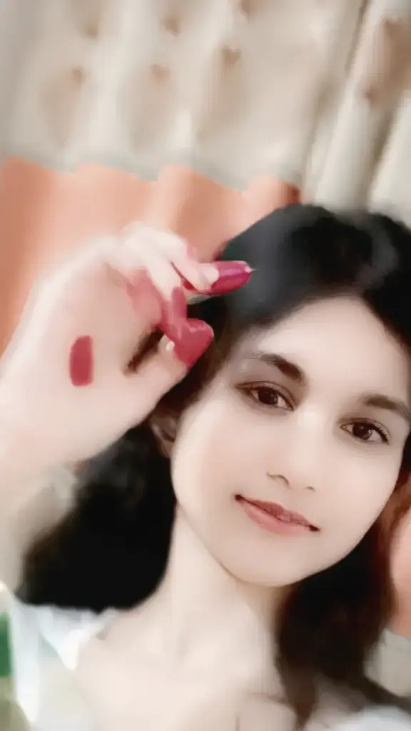 দুঃখ নিজের কাছেই নিরাপদ, বাইরে গেলে তা হাসির খোরাক ।#😅🫀M