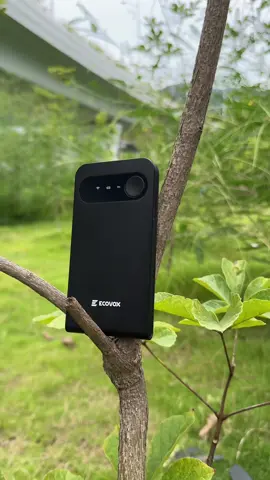 So, for anyone who needs internet access while outdoors, this is an offer you simply can't refuse.🌚#travelhacks #Portablewifi #outdoorwifi #camping 