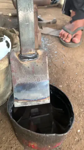 Begini ternyata proses sepuh dodos kastrasi #fypシ゚  #fyppppppppppppppppppppppp  #blacksmith  #pandaibesi 