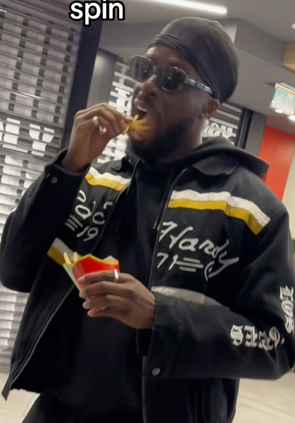 Just ticking some places off my list 😅 #drake #dance #london #draketour