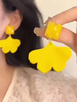 Sukaaaaa😍 Cuman 20 ribuan🤩 #anting #earrings #antingkuning #antingkekinian #earring #antingtitanium #antingemas #antinglucu #antingwanita #antingcewek  