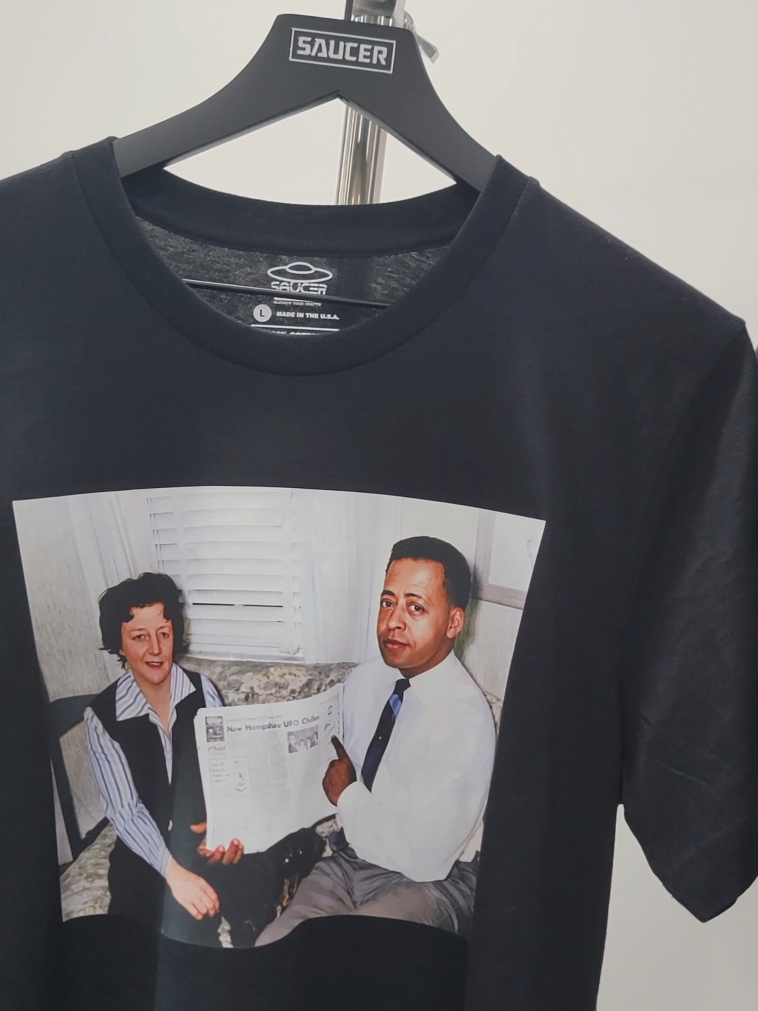 SAUCER x Betty & Barney Hill Available Now! 🛸 . . . #BettyHill #BarneyHill #AlienAbduction #AlienAbductions #UFOs #UAPs #UFO #UAP #OVNI #OVNIs #Saucer