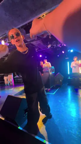 @清水翔太 / Shota Shimizu  Shota Shimizu After Party 2025 整理番号11番の神引きをして初めて最前取れた！グータッチ幸せすぎる#清水翔太 #清水翔太好きと繋がりたい #清水翔太アフターパーティー #shotashimizuafterparty #afterparty 