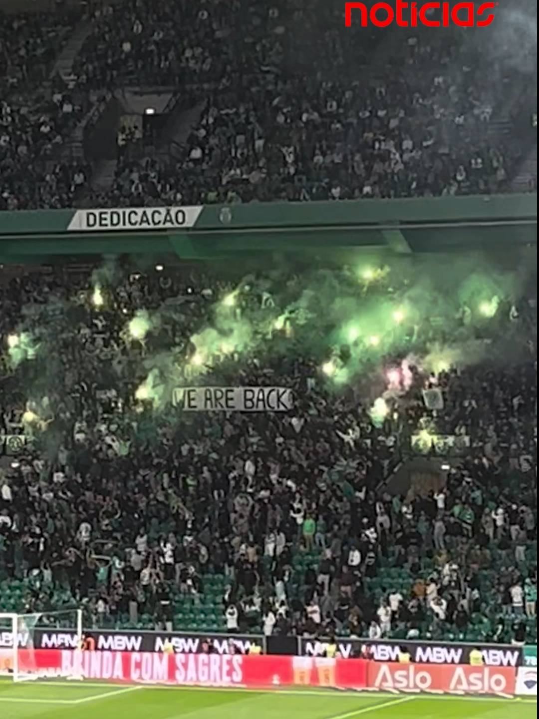 Os adeptos condenados pelo ataque à Academia de Alcochete, em maio de 2018, voltaram esta segunda-feira ao Estádio de Alvalade para assistir ao encontro entre o Sporting e o Moreirense. Os adeptos fizeram questão de assinalar o fim do castigo e mostraram uma tarja com a mensagem 