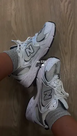 new balance 530 shoes. they are cute and comfy #nb530 #sneakers 