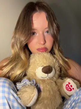 My two favorite hobbies 🙂‍↕️ #sabrinacarpenter #silenttreatment 