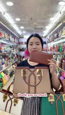 Shoes and bags factory supplier waiting for your cooperation! if you interested in our products pls add my WhatsApp or WeChat +8615920522201 +8613922779213 +8615992493383 +8615976101339 thank you so much! #Wholesale #shoes #Footwear #Slippers #Fashion #Factory #China #Africa #Italy #Dubai #Togo #Congo #Mali #SierraLeone #Kenya #Senegal #Nigeria #Tanzania #Liberia #Algeria #Gambia #SouthAfrica #Uganda #Iran #Iraq #Cameroon #CongoBrazzaville #menslippers #Guinea #Ghana #Partybags #Weddingbags #Highheels