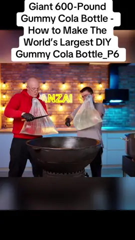 Giant 600-Pound Gummy Cola Bottle - How to Make The World’s Largest DIY Gummy Cola Bottle_P6 #giant #pound #vanzai #usa🇺🇸 #DIY 