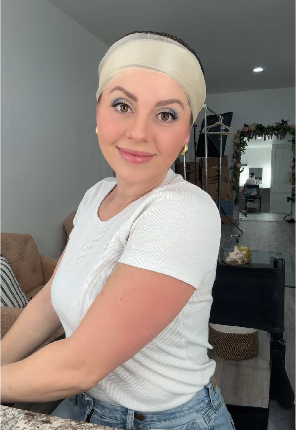 good hair prep 🤝🏻 successful wig wearing  pt 2 > pinning an up do (Cinderella) #partyprincess #cosplaywig #cosplay #grwm 