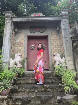 Vạn lý phong sương vạn lý sầu