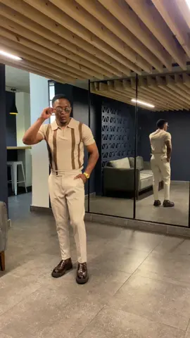 Outfit of the day . Rate this Outfit 1 to 10 ? Dm me “STYLE” for outfits plug  #OOTD #menfashion 