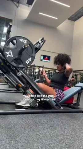 Part 1| toxic gym motivation for your Monday morning... dont quit your workout routine just colder weather is on the way 👀 #fyp #weightlossjourney