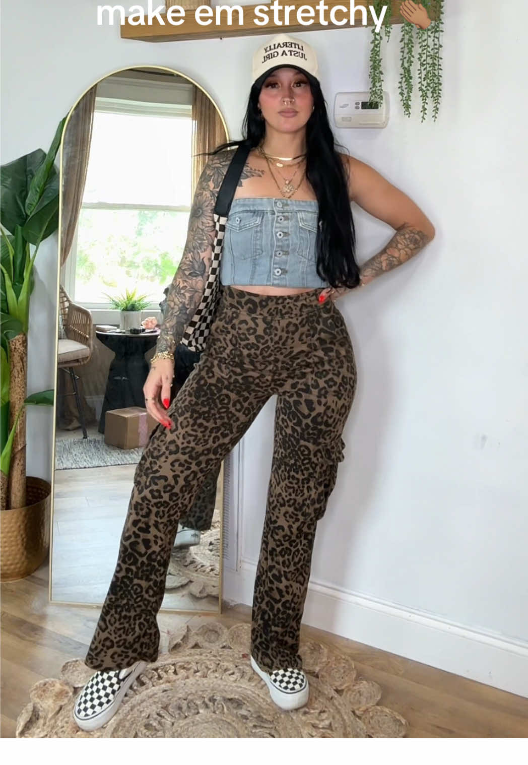 I’m wearing a small. True to size but the inseam is 30” for all sizes, so tall girlies keep that in mind ❤️