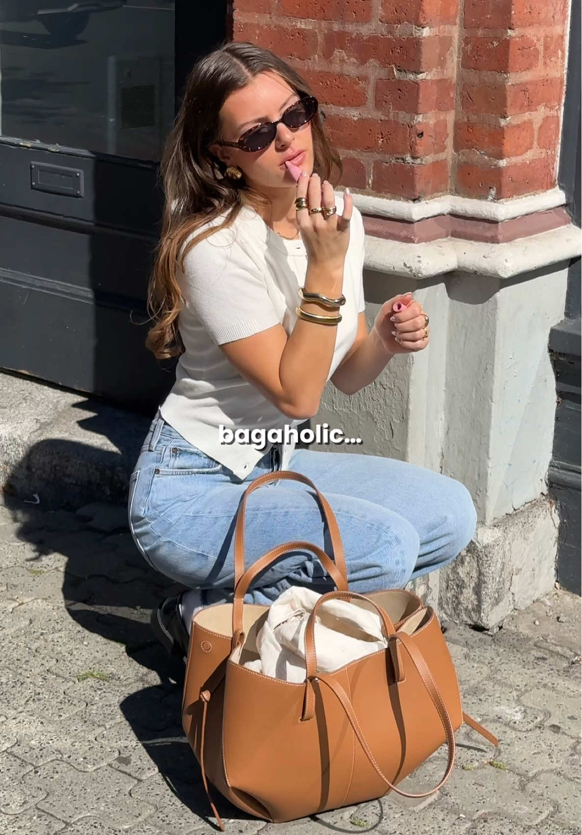 me 🤝 my handbag collection 🤩👜 #handbagcollection #bagaholic #fallbagrotation #handbagtiktok @Oak and Fort @callitspring @PEDRO @polene_paris @Le Tanneur @prettylittlething @H&M @Anthropologie @SAINT LAURENT 