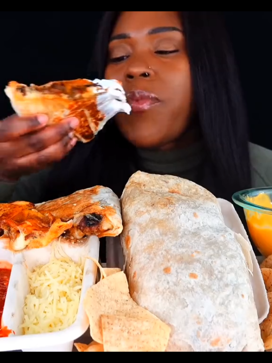 #eatspicywithtee #steak #burrito #mukbang #asmr 