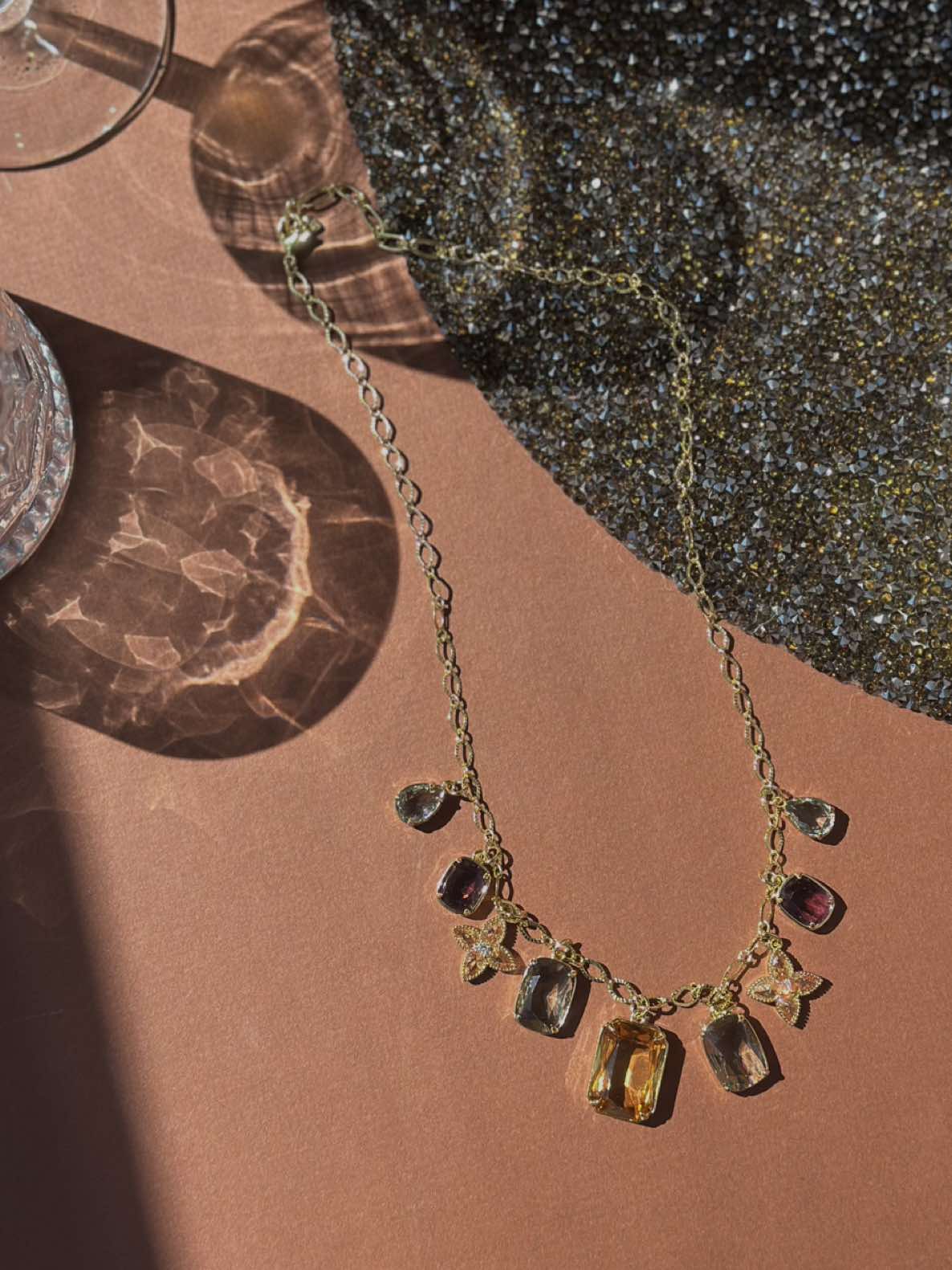 Just dropped - our “Harvest Jewels” charm necklace is the perfect fall accessory staple. 🤎 Shop now at www.origamiowl.com or the link in our bio ✨ #trendyjewelry #falljewelry #charmnecklace #chunkynecklace #gemstones 